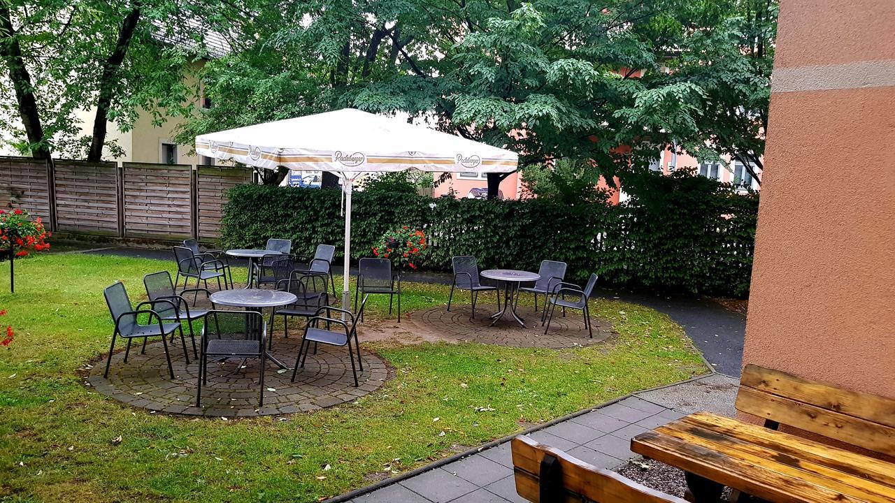 Hotel Amadeus Dresden Neustadt ภายนอก รูปภาพ
